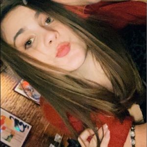 Meet your Posher, Sydnie